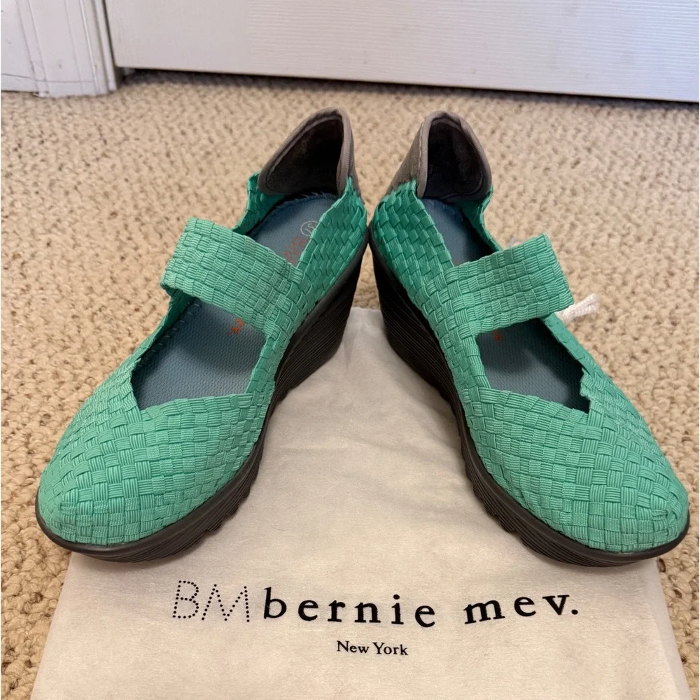 Bernie Mev Woven Wedge Sandals Mint Green Platform NWOT EU 37